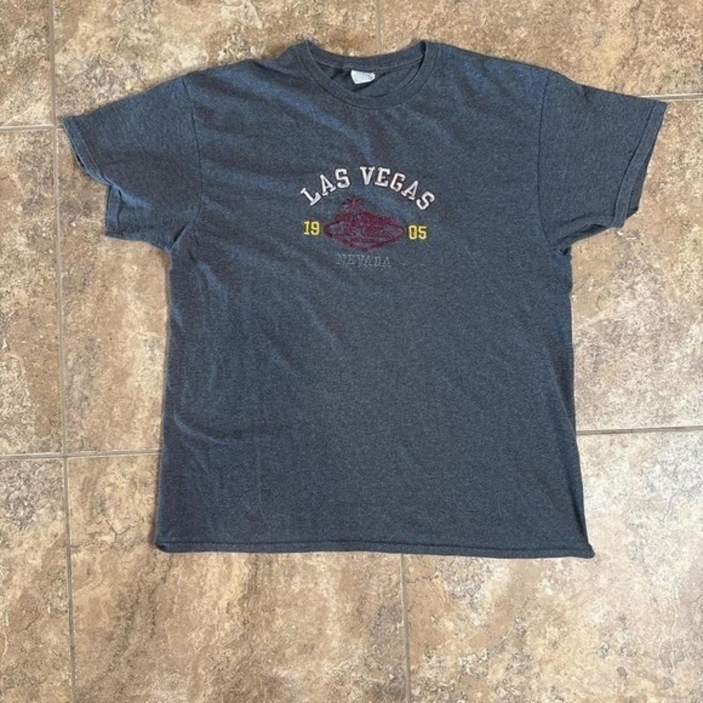 Grey Las Vegas T-shirt with embroidered design.
